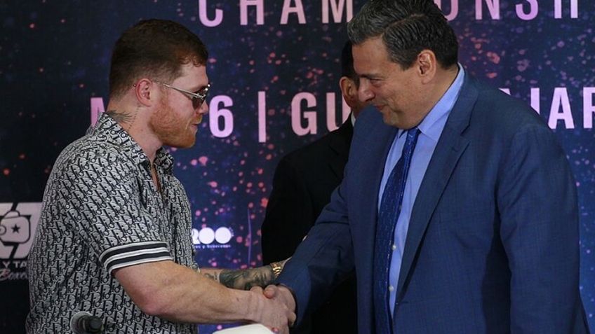 Mauricio Sulaimán 'defiende' al 'Canelo' Álvarez por su derrota ante Terrence Crawford
