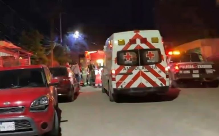 La víctima fue trasladada a un hospital a bordo de una ambulancia