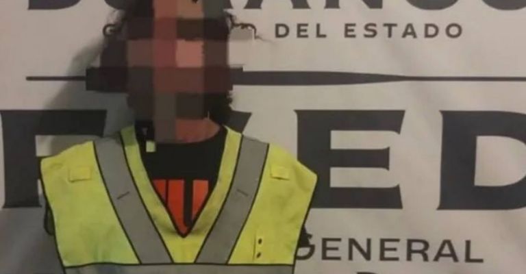 Lo detuvieron por entrar a un kínder y generar pánico con dos armas blancas