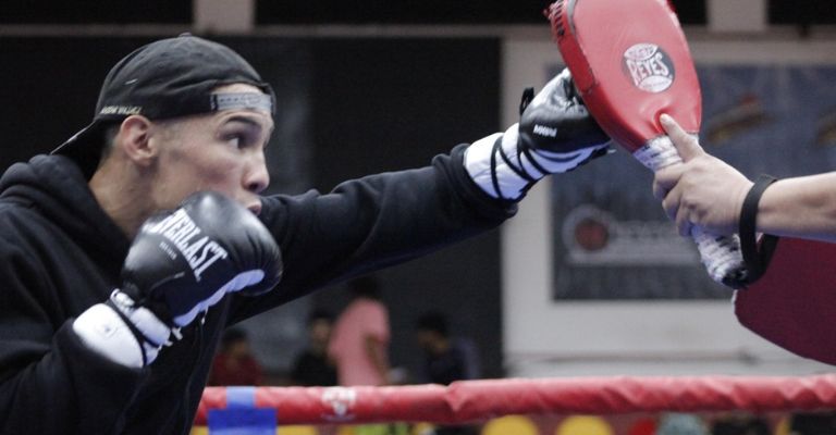 Oscar Valdez se muestra ante su gente: El doble campeón del mundo realiza entrenamiento público