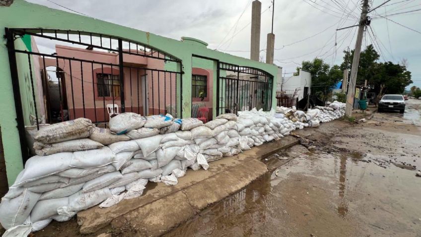 Huracán 'Lorena' afecta Sonora: Astiazarán coordina apoyo a familias y Sedena activa Plan DN-III-E