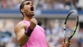 Foto ilustrativa de la nota titulada: Carlos Alcaraz se impone a Novak Djokovic y avanza a la final de US Open