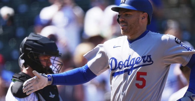 Los campeones Dodgers tienen casi amarrado su boleto