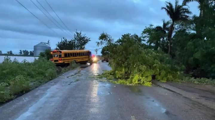 Mujer embarazada pierde a su bebé tras accidente en el Valle del Yaqui; camión se salió del camino