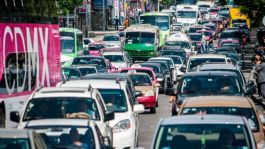 Foto que representa a ¿Hay Doble Hoy No Circula este MARTES en CDMX? Autos que 'descansan' HOY 13 de enero