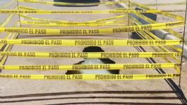 Foto que representa a Se forma socavón en pleno Centro de Ciudad Obregón; acordonan el área para evitar accidentes