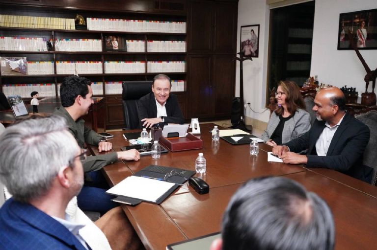 Alfonso Durazo concreta alianza con empresa francesa para creación de academia de la industria aeroespacial en Sonora