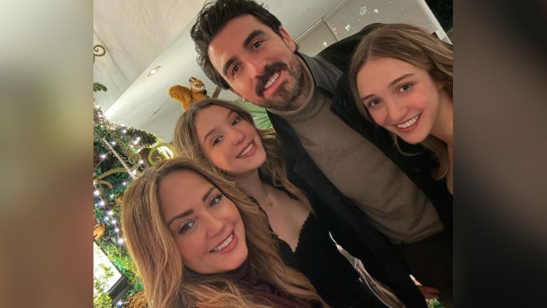 Andrea Legarreta y su novio 