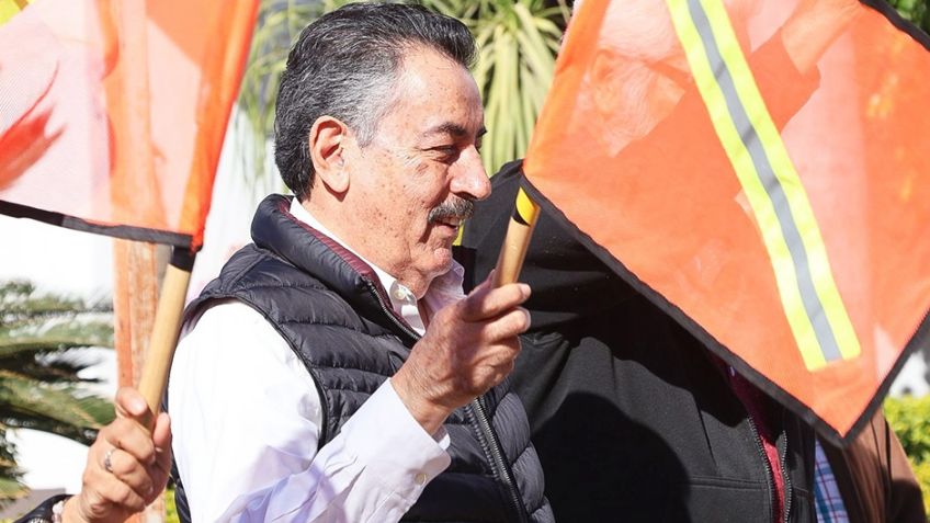 Lamarque Cano da banderazo a obras de rehabilitación y pavimentación en Esperanza