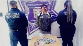 Foto que representa a Detenido sujeto por intentar robar paquetes de atún en una tienda de conveniencia de Durango