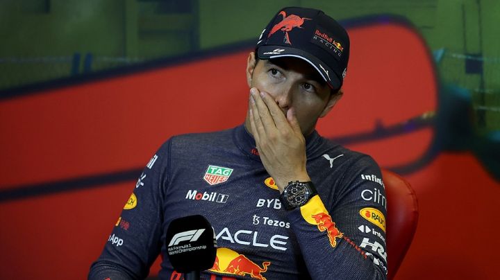 Exdirector en la Fórmula 1 arremete contra 'Checo' Pérez por sus comentarios recientes contra Red Bull