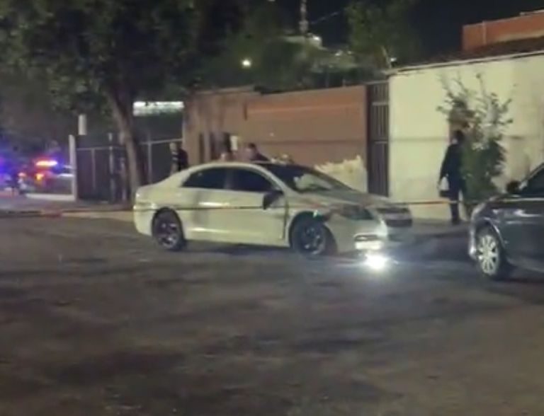 El vehículo en el que viajaba la víctima al momento del ataque