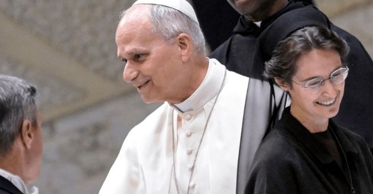 Trump invita al papa León XIV a participar en su Consejo de paz