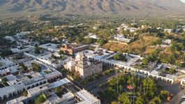 Foto que representa a Listo operativo de seguridad en Álamos para el FAOT; presentan Modelo Educativo UES 5.0: Esto y más en Top 3 Sonora