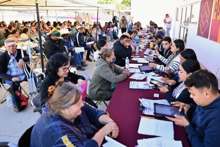 Alfonso Durazo invita a familias de Hermosillo a registrarse en el programa de Vivienda para el Bienestar