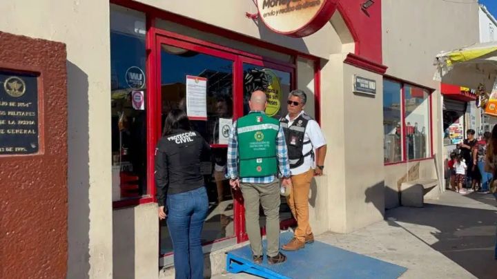Protección Civil municipal deja custodia de tiendas Waldo's en Guaymas a la autoridad estatal