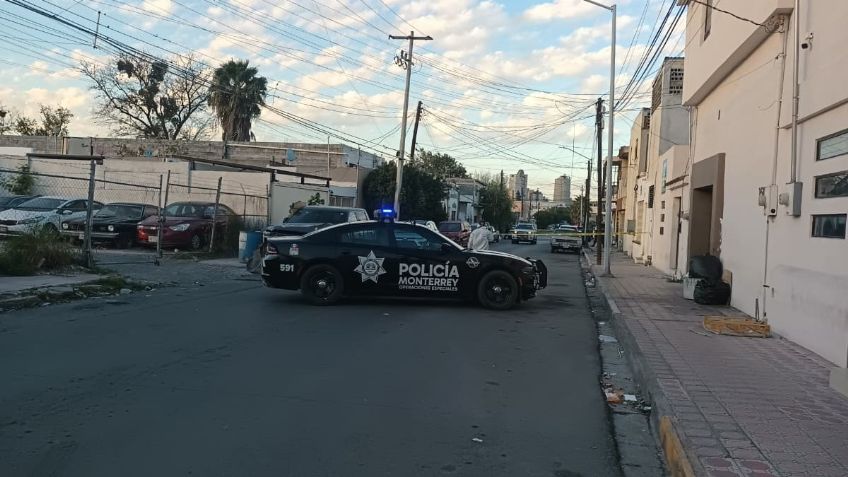 ATAQUE ARMADO en Monterrey deja un hombre MUERTO y otro más herido; esto se sabe