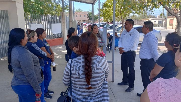 Cierre de planteles en la región del Mayo es uno de los principales retos a resolver para la SEC; padres de familia se manifiestan