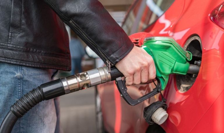 Profeco da recomendaciones para que los automovilistas carguen gasolina de manera más inteligente