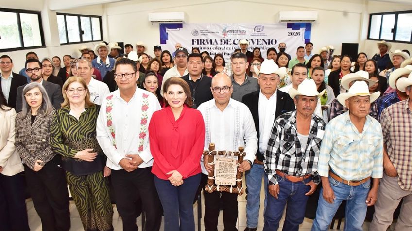 Universidad del Pueblo Yaqui y el IFDP firman convenio para la defensa de derechos de los pueblos originarios