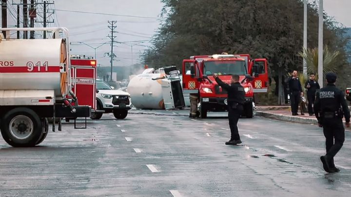 Alerta en Hermosillo: Volcadura de pipa de gas desata evacuación y movilización de autoridades