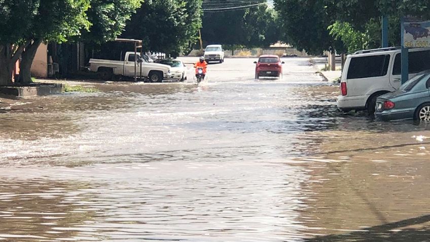 (FOTOS) Lluvias dejan caos en Cajeme: Encharcamientos afectan vialidades y obras en proceso