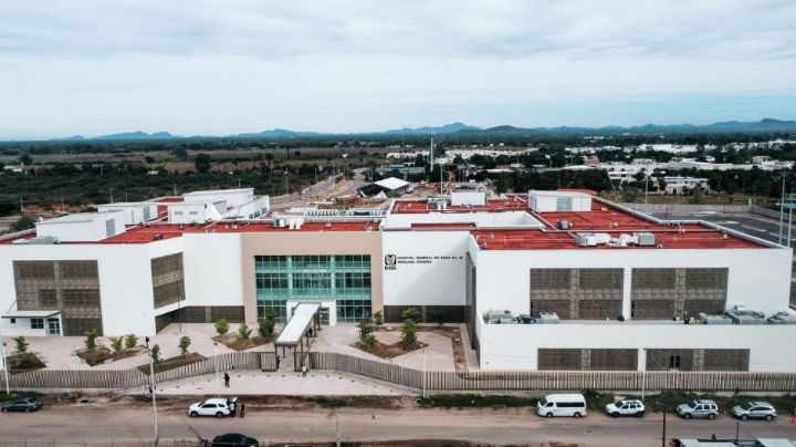 Alfonso Durazo supervisa avances del nuevo hospital del IMSS en Navojoa; tiene más del 95% de avance