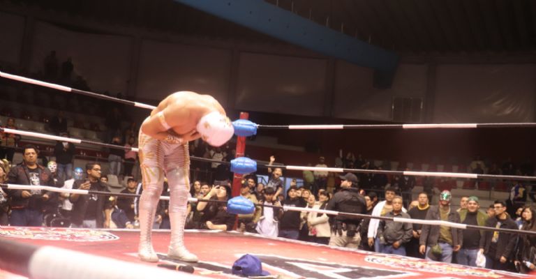 Místico elogia al público de Ciudad Obregón y reconoce que vivió una noche mágica arriba del ring