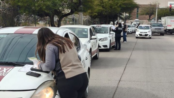 Refuerzan en Nogales vigilancia contra transporte ilegal; aseguran cuatro taxis piratas