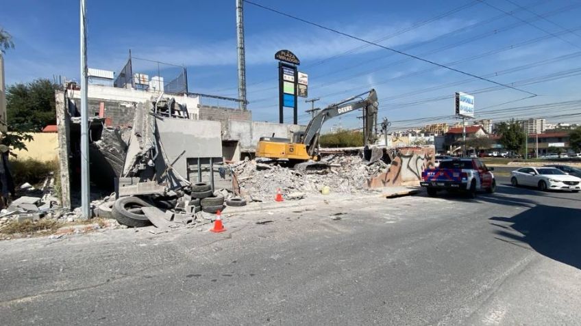 Lo aplastó una barda: Muere hombre mientras realizaba trabajos de demolición en Monterrey