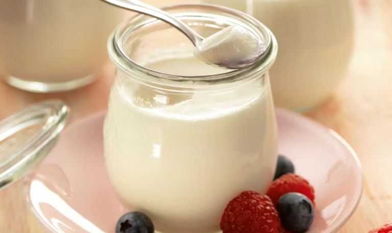 Profeco da a conocer la marca de yogur más saludable para tener un desayuno más nutritivo