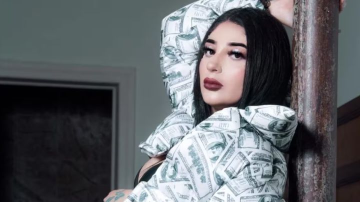 "P*nches nacas": Bellakath denuncia trato hostil de pasajeras y azafata en vuelo internacional a París