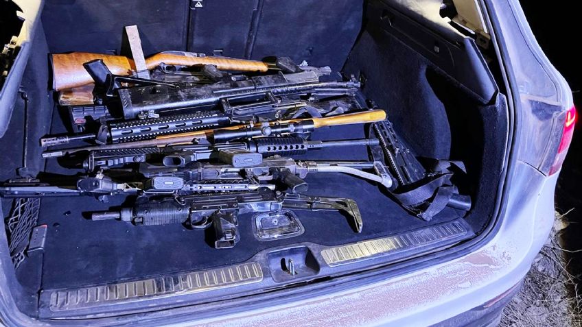 Aseguran vagoneta con 21 armas en Navojoa; el vehículo cuenta con reporte de robo en EU