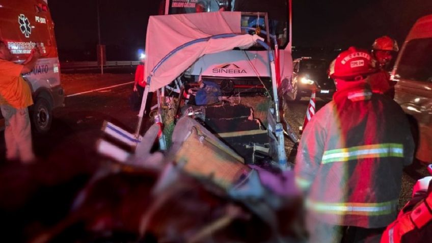 Peregrinación termina en tragedia: Mueren dos hombres tras choque en carretera Irapuato–Silao