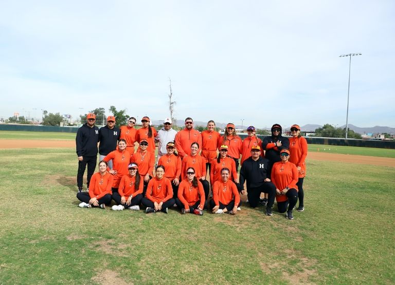 Naranjeritas de Hermosillo dan inicio a la pretemporada de la Liga Mexicana de Softbol Femenil