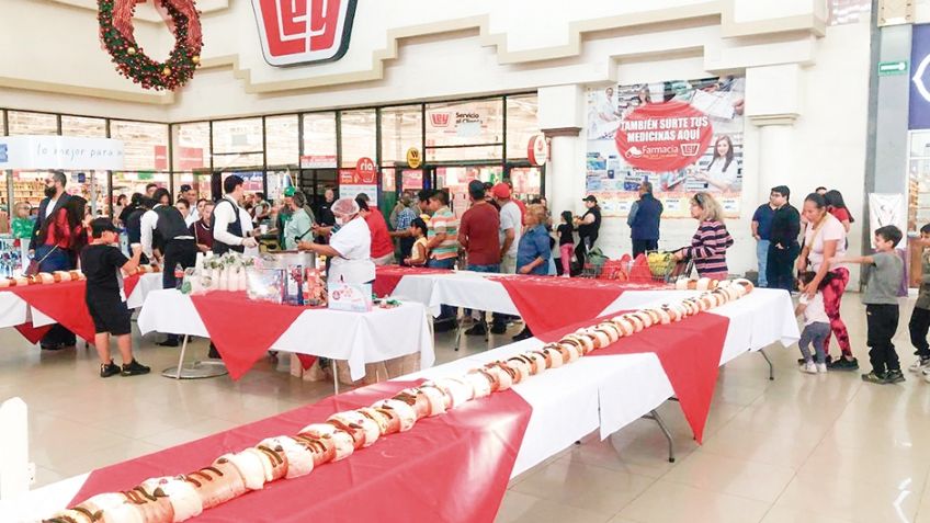 Casa Ley celebra 10 años de su tradicional corte de Rosca de Reyes en Ciudad Obregón con todas las familias