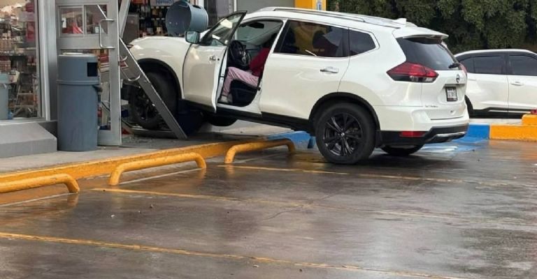 El percance ocurrió en la colonia Constitución, al poniente de la ciudad de Navojoa.