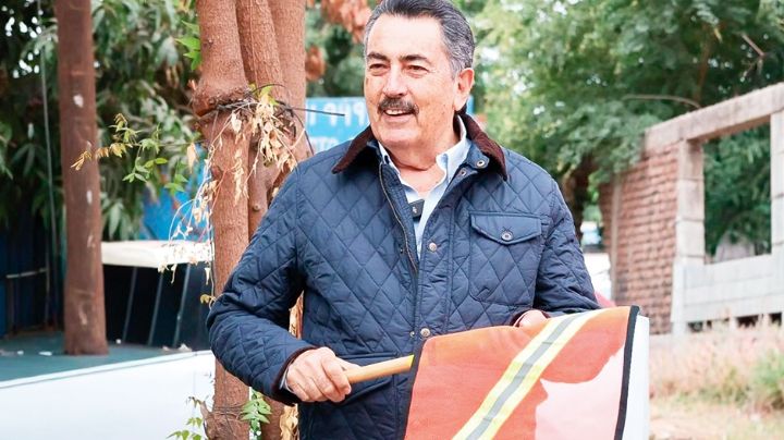 Lamarque Cano da banderazo de inicio a nuevas obras en la colonia Francisco Eusebio Kino