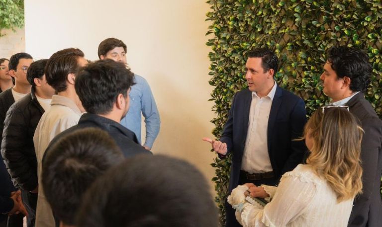 Fernando Rojo contribuye en reunión guiada al bienestar territorial de Sonora con el consejo INCIDE