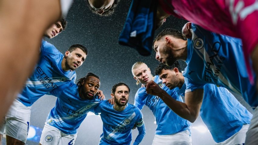 Raúl Jiménez no pudo evitar la goleada que el Fulham sufrió ante el Manchester City en la Premier League