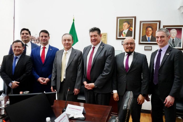 Alfonso Durazo impulsa proyectos prioritarios del Puerto de Guaymas con agenda energética en alianza con EU