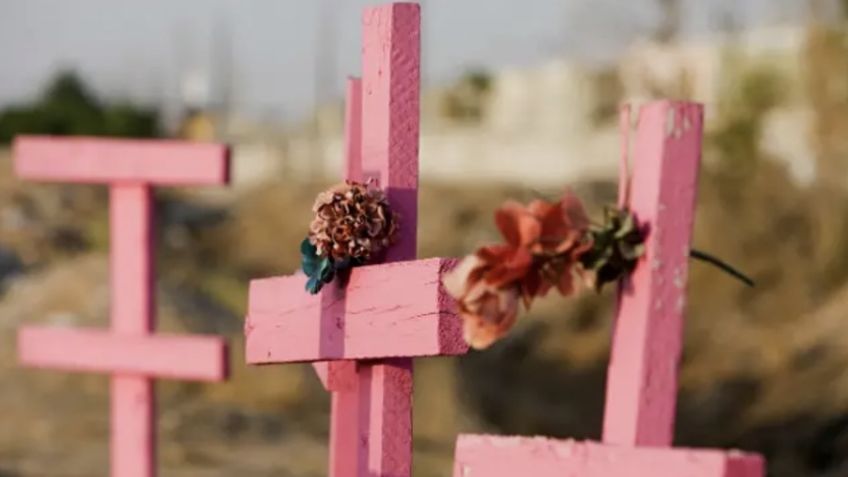 Envuelto en una cobija, localizan el cuerpo sin vida de una mujer en León, Guanajuato