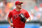Mike Trout dice que volverá a cubrir el jardín central; no jugará el Clásico Mundial