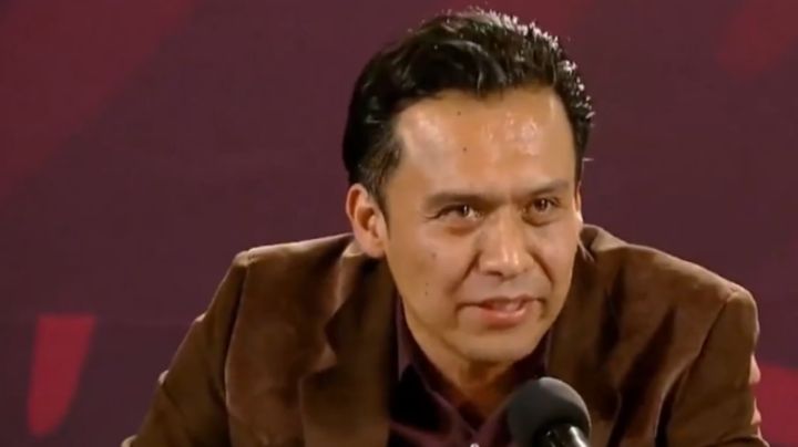 A más de 70 horas de su despido, Marx Arriaga continúa atrincherado en el edificio de la SEP