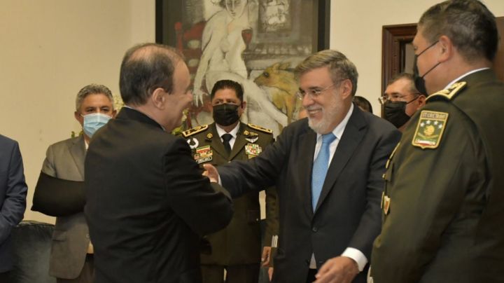 "Libro no hace referencia a su gestión": Julio Scherer responde a Alfonso Durazo