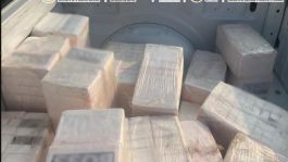 Foto que representa a Harfuch confirma golpe al narco en Oaxaca: Interceptan aeronave con más de media tonelada de cocaína