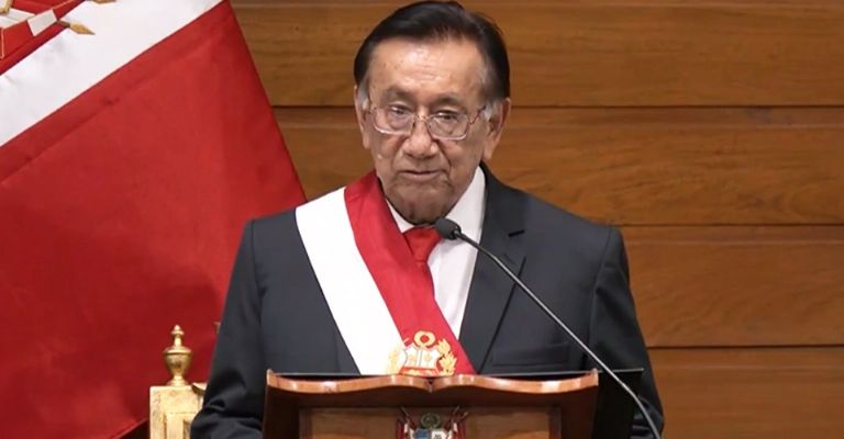 México esperará toma de posesión de presidente interino de Perú