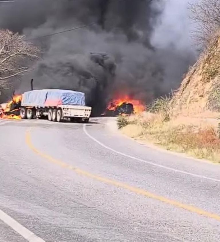 Los bloqueos se reportaron en varios estados de México. Foto: Twitter