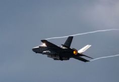 Foto ilustrativa de nota Estados Unidos ataca embarcación en el mar del Caribe y deja tres personas sin vida