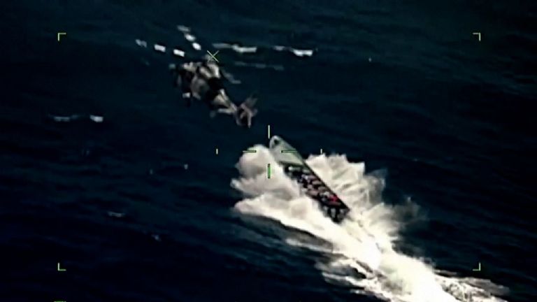 Estados Unidos ataca embarcación en el mar del Caribe y deja tres personas sin vida